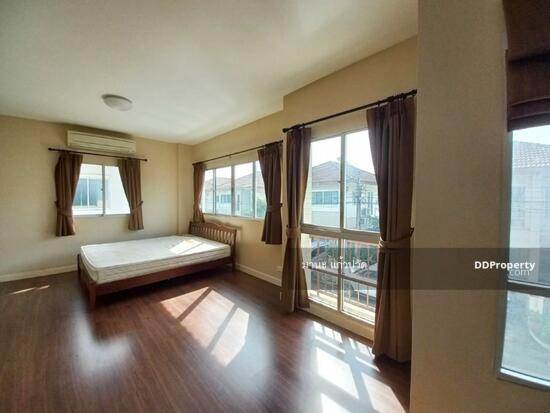 ให้เช่า!   !บ้านแฝด2ชั้น 40ตรว. อยู่ถนน เลียบคลองสอง ซอยเดียวกับซาฟารีเวิลด์ ใกล้ห้างแฟชั่นไอส์แลนด์ ให้เช่า20,000/เดือน